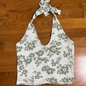 Hollister White and Green Floral Halter Top – Size S, Must-Have Collection